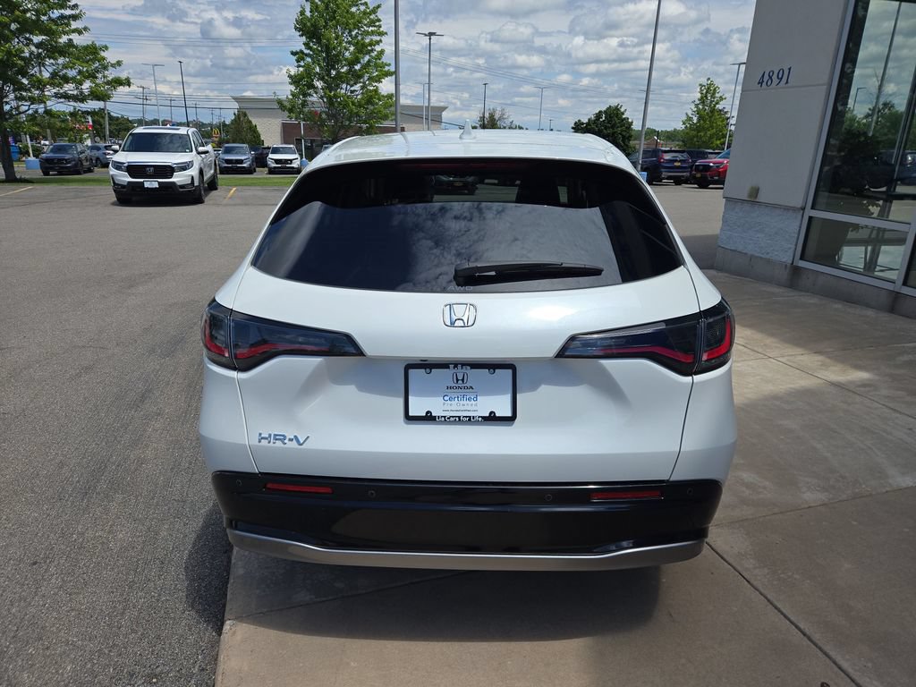 Used 2024 Honda HR-V EX-L image 4