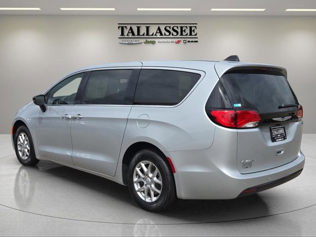 New 2026 Chrysler Voyager LX image 11