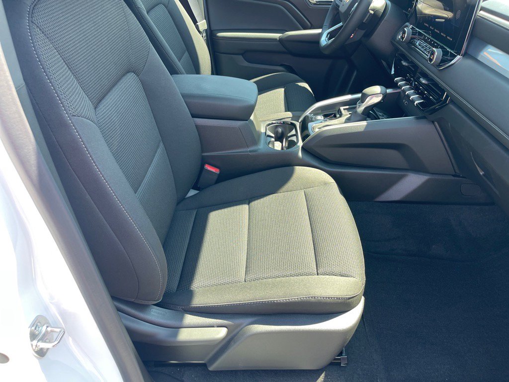 New 2026 Chevrolet Colorado LT image 18
