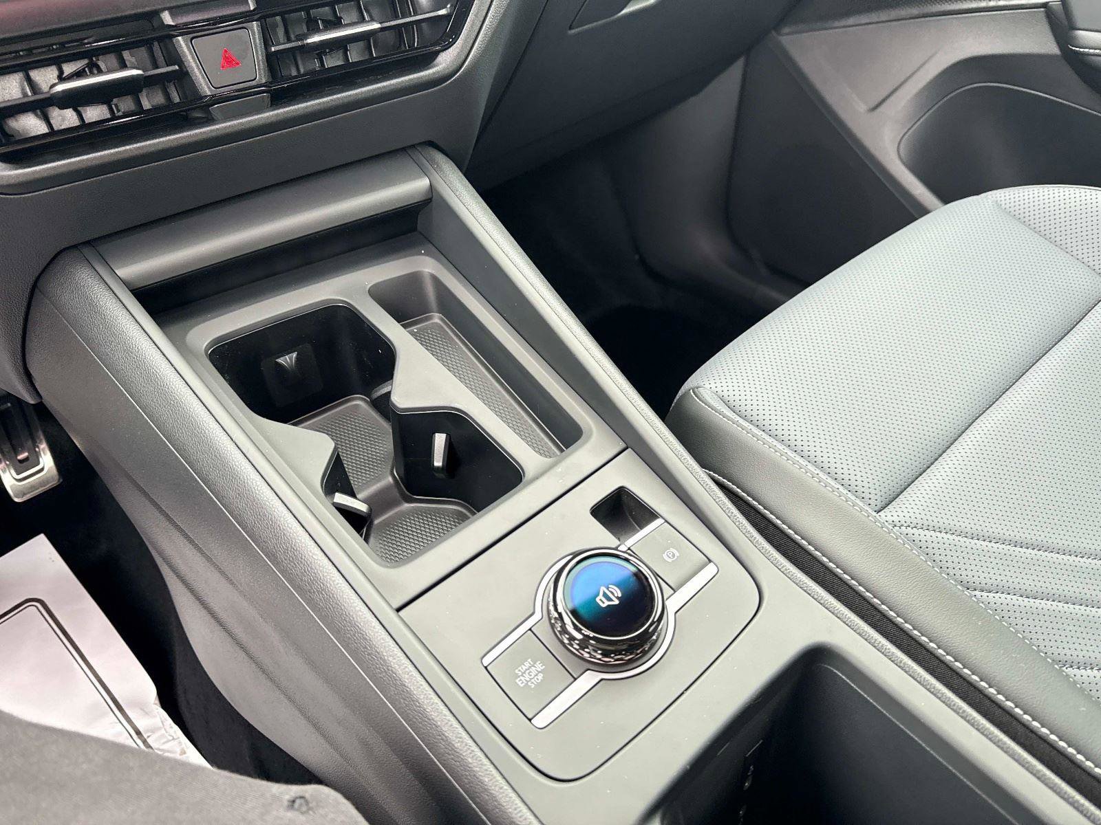 New 2026 Volkswagen Tiguan SE R-Line image 27