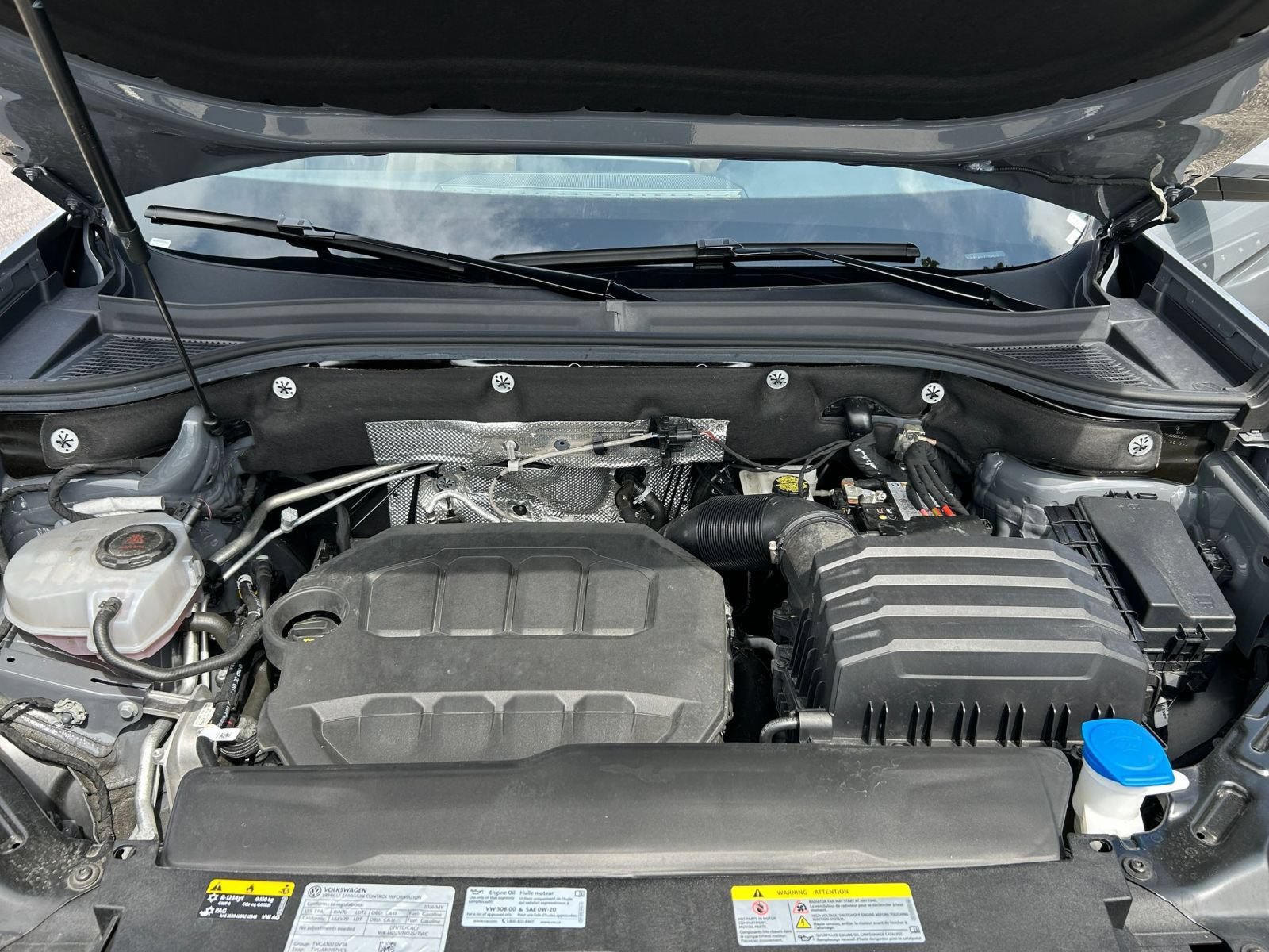 Used 2026 Volkswagen Atlas Cross Sport SE FWD image 28
