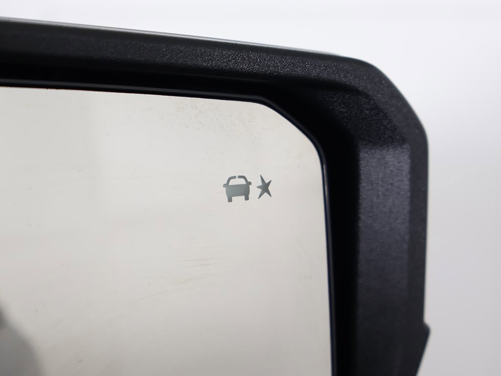 Used 2023 GMC Canyon Denali image 41