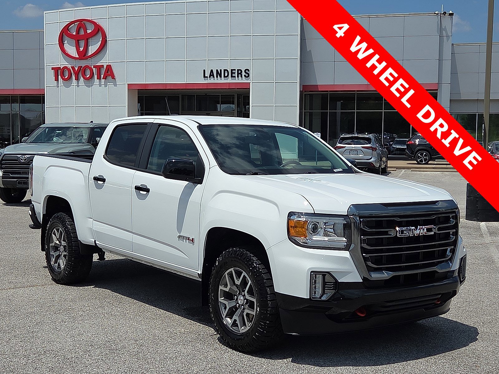 Used 2022 GMC Canyon AT4 w/ Trailering Package