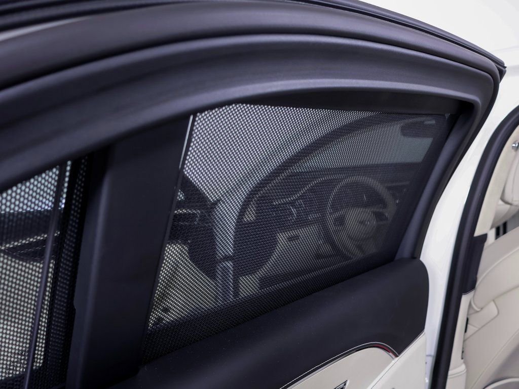 Used 2024 Bentley Flying Spur V8 image 15