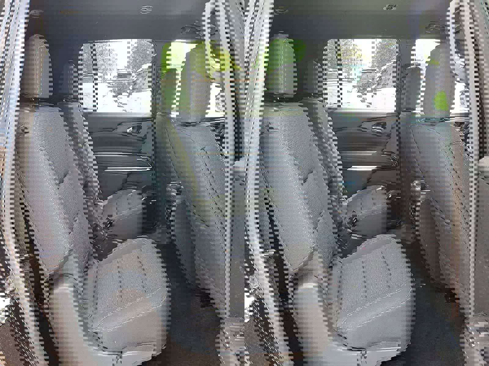 Used 2025 Chevrolet Traverse LT w/ Enhanced Driving Package image 33