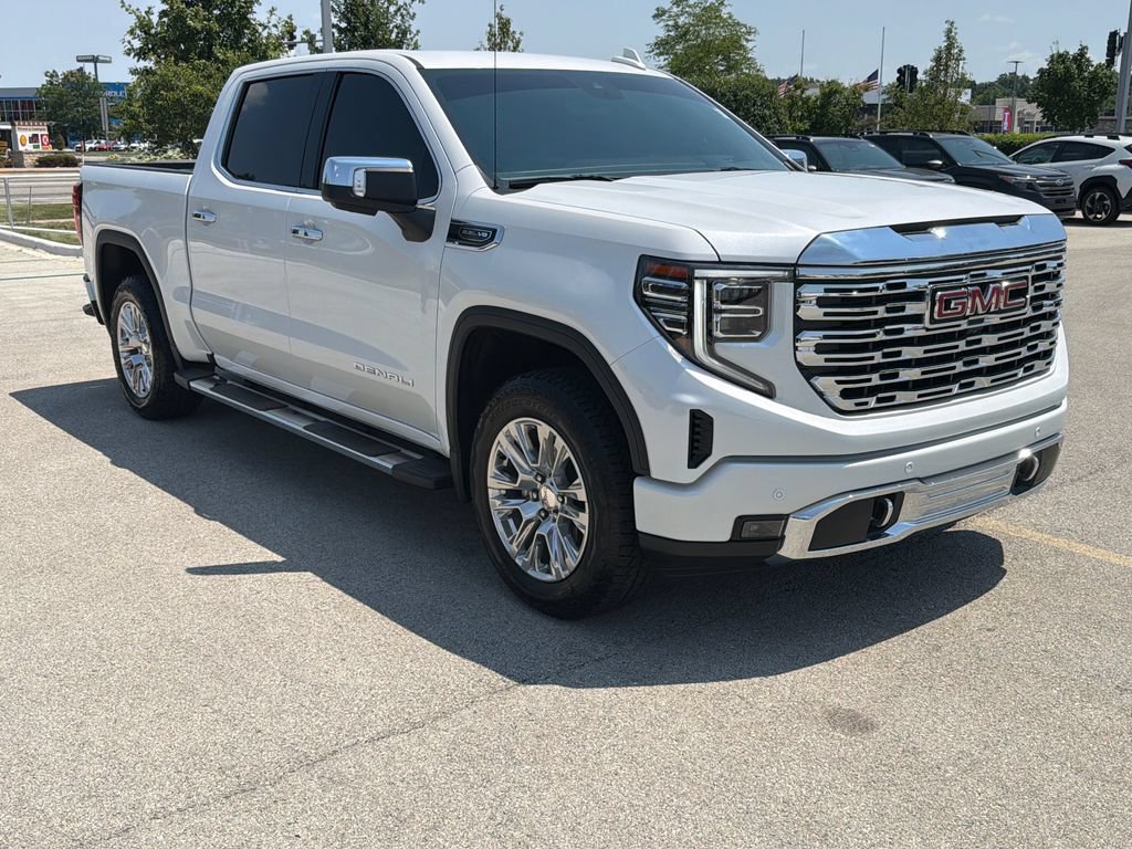 Used 2024 GMC Sierra 1500 Denali w/ Technology Package AWD/4WD image 1