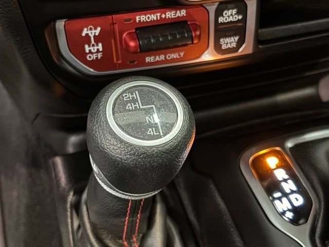 Used 2021 Jeep Wrangler Unlimited Rubicon w/ Cold Weather Group AWD/4WD image 33