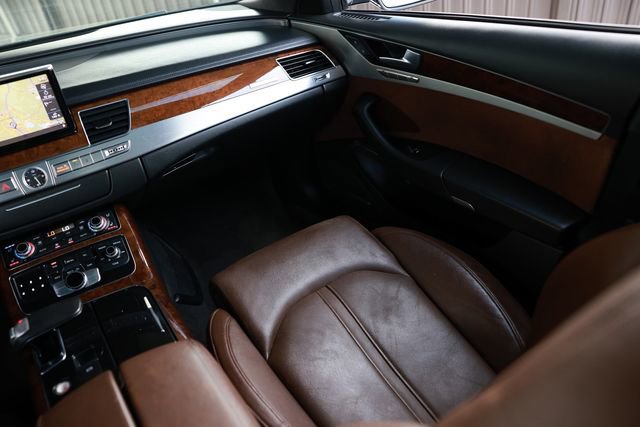 Used 2011 Audi A8 4.2 image 25