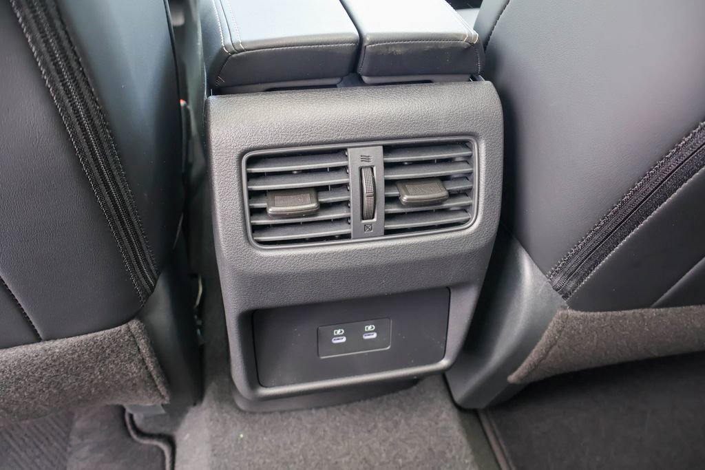 New 2026 Nissan Rogue SV AWD/4WD image 17