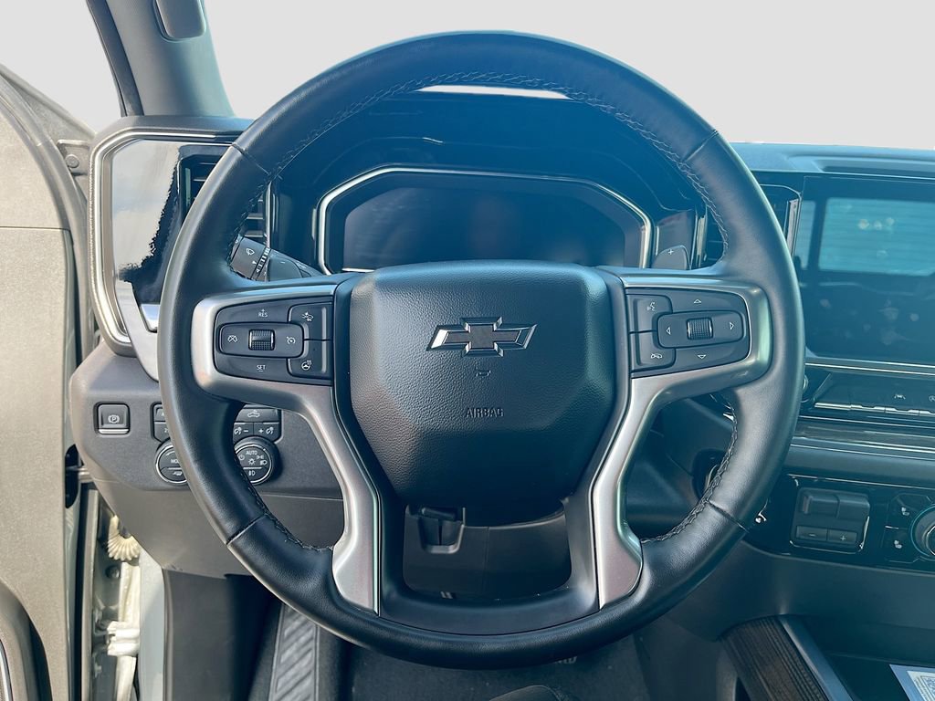 Used 2024 Chevrolet Silverado 1500 LT Trail Boss w/ Convenience Package II image 11