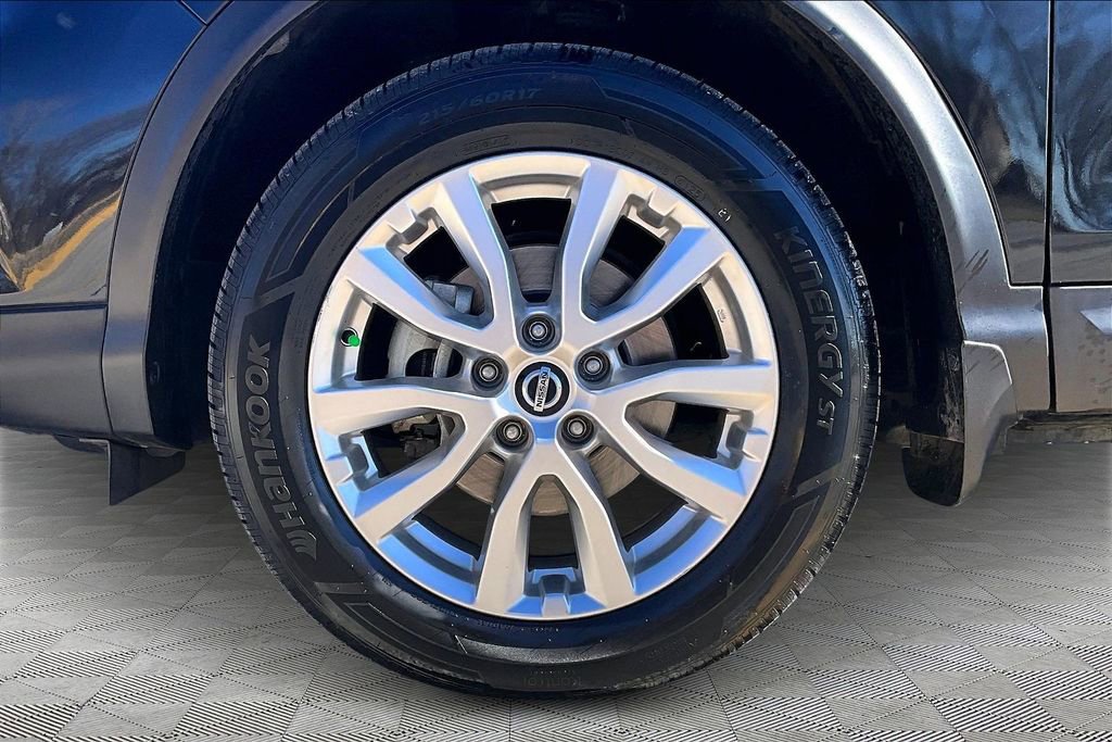 Used 2022 Nissan Rogue Sport S FWD image 8