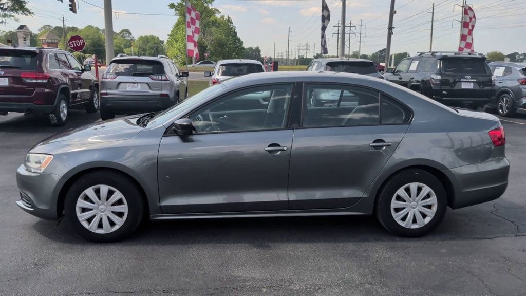 Used 2013 Volkswagen Jetta Sedan image 5