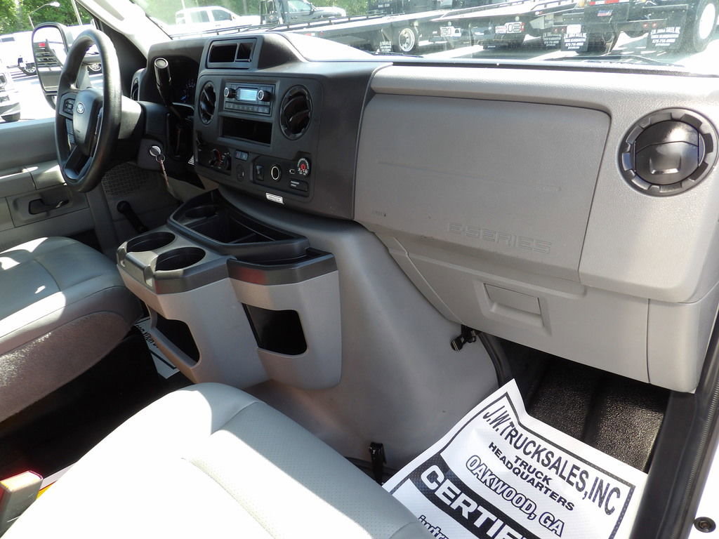Used 2021 Ford E-350 and Econoline 350 Super Duty RWD image 23