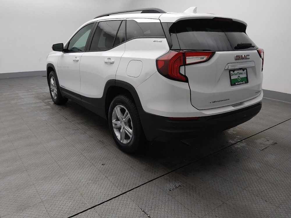 Used 2023 GMC Terrain SLE w/ Driver Convenience Package image 5