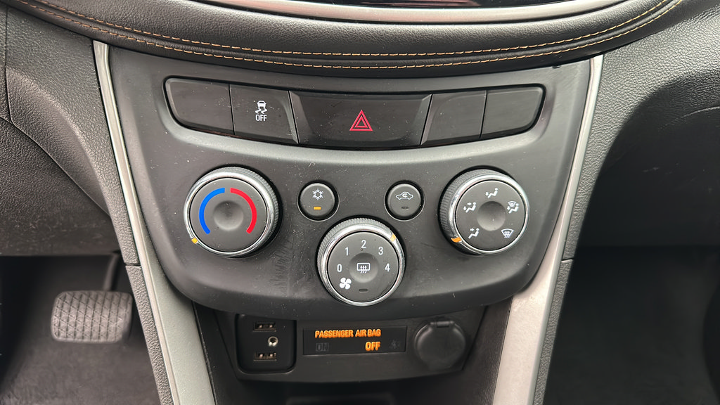 Used 2017 Chevrolet Trax LS w/ LPO, Protection Package AWD/4WD image 19