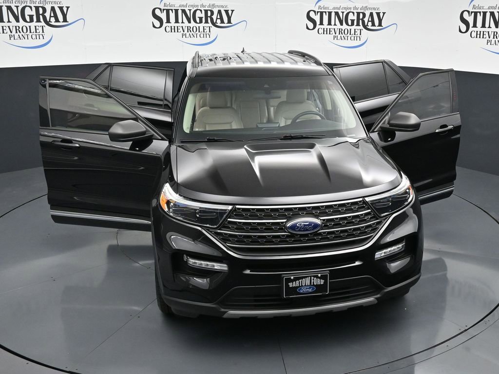 Used 2022 Ford Explorer XLT w/ Equipment Group 202A image 25
