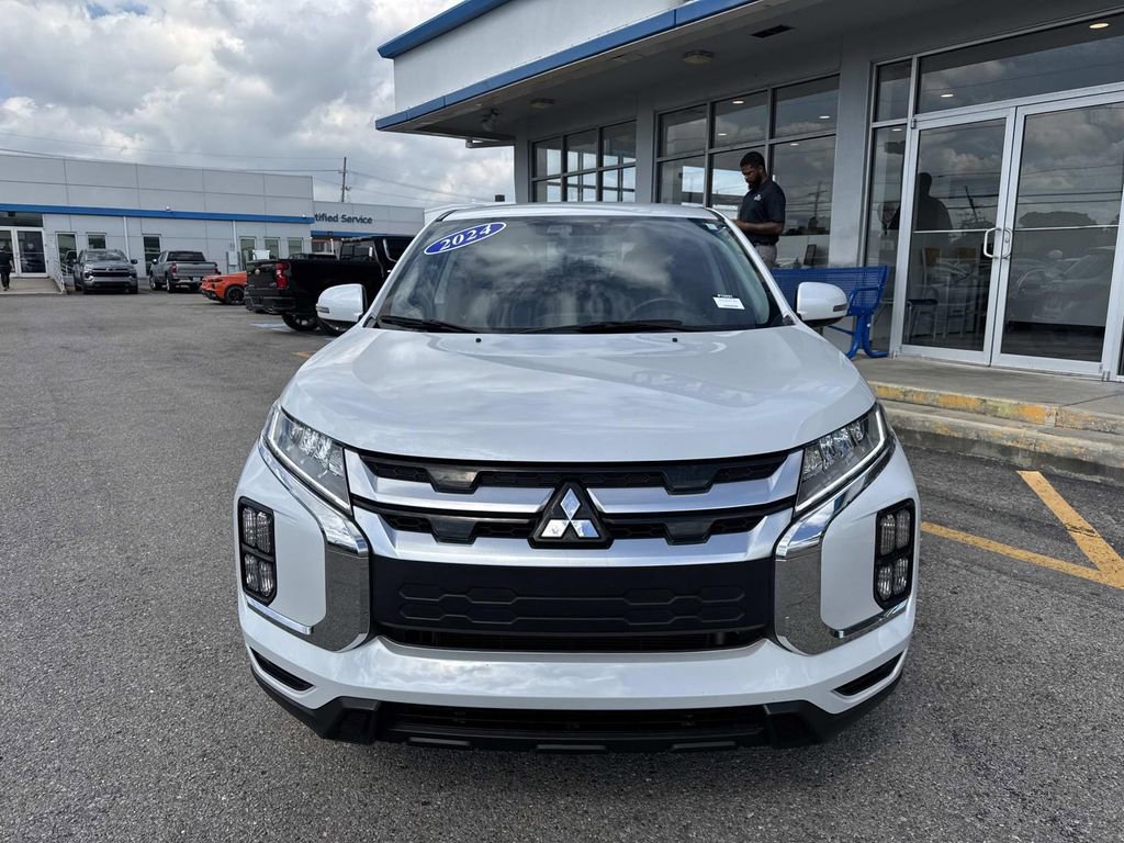 Used 2024 Mitsubishi Outlander Sport AWD image 2