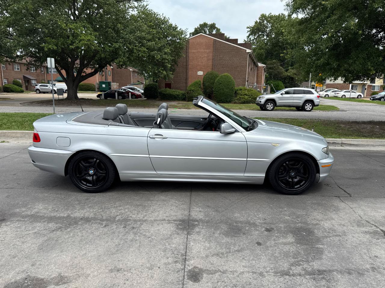 Used 2006 BMW 330Ci Convertible RWD image 8