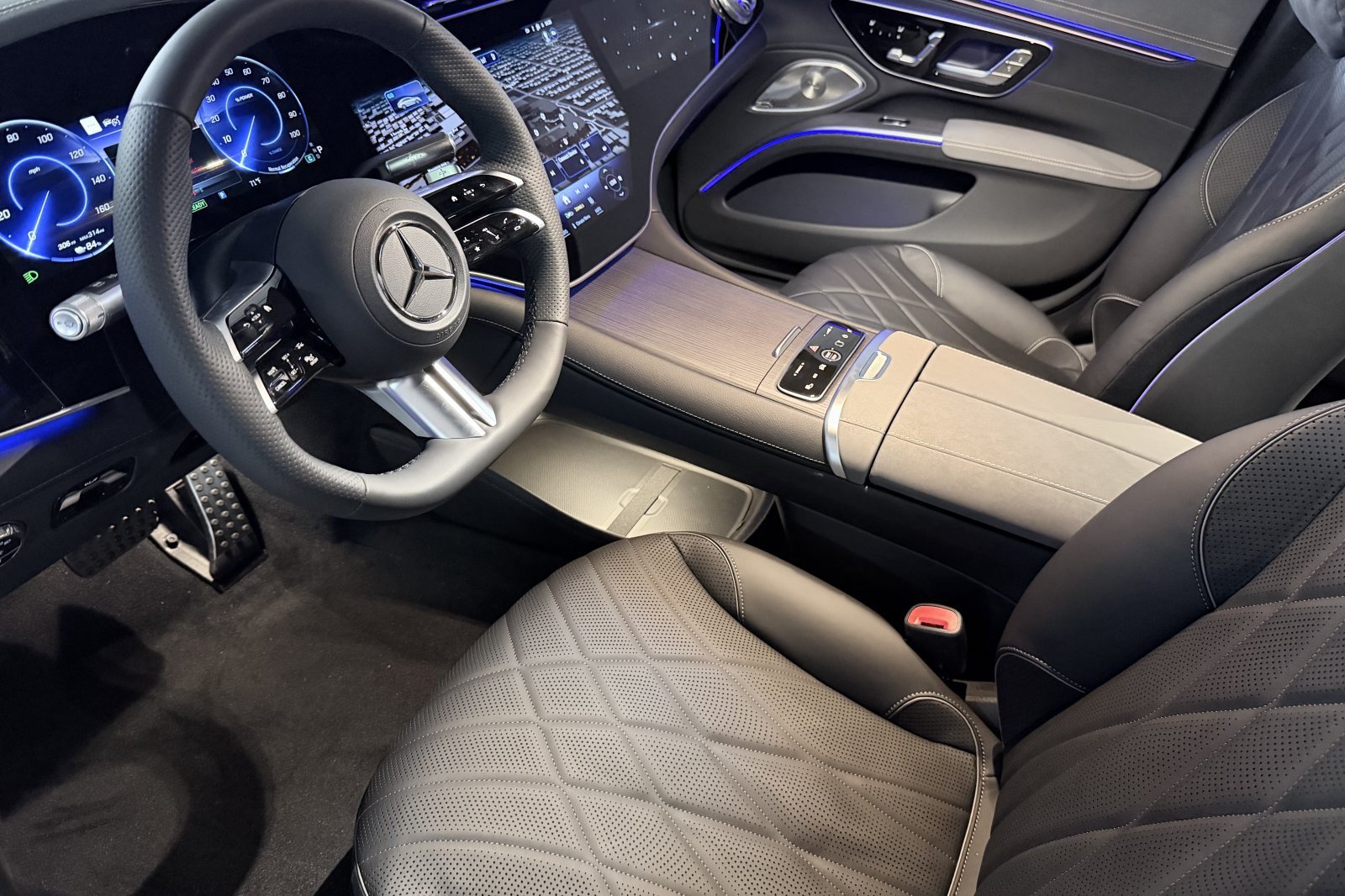 New 2026 Mercedes-Benz EQS 450+ 4MATIC Sedan image 9