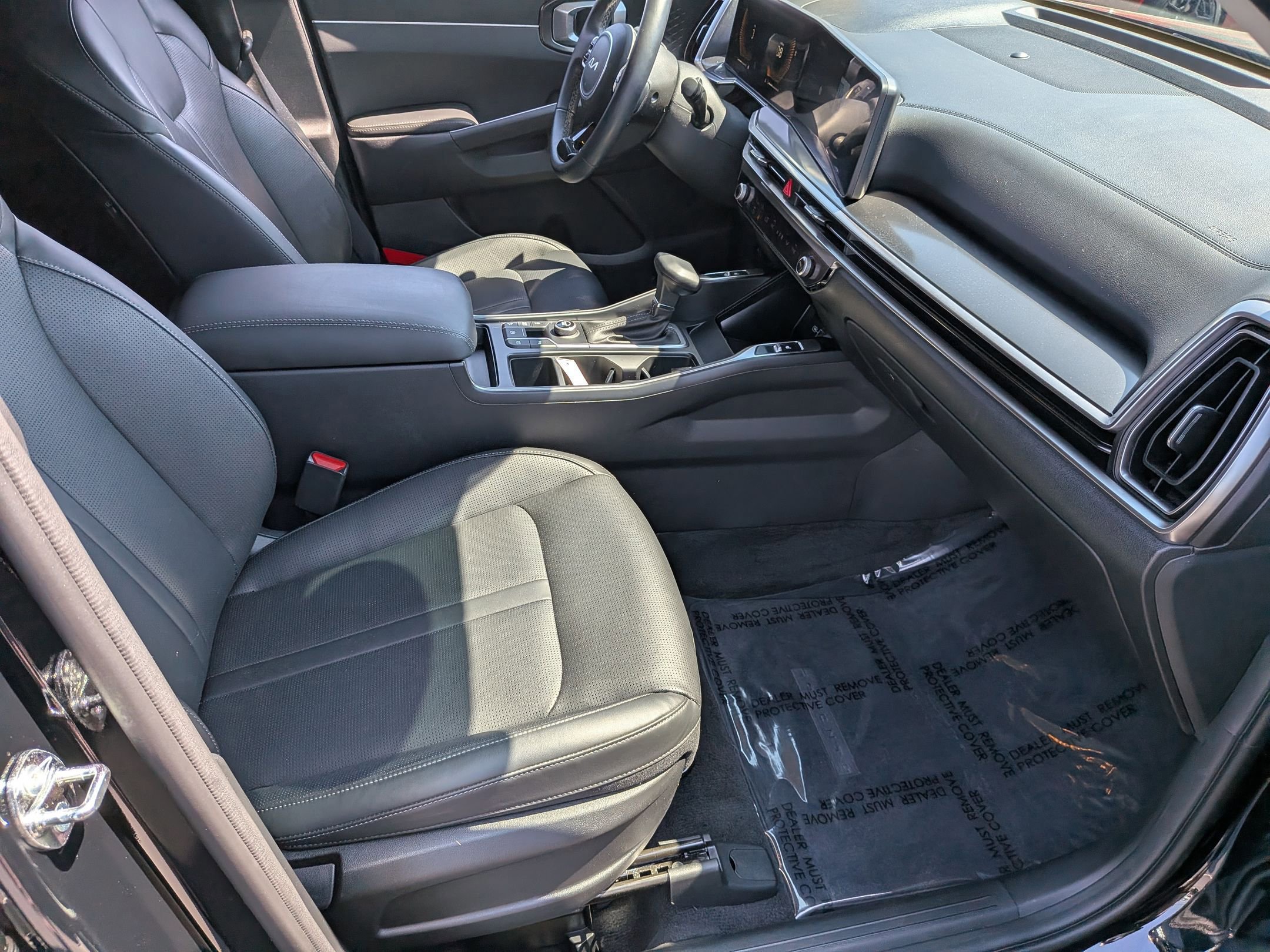 Used 2025 Kia Sorento S FWD image 35