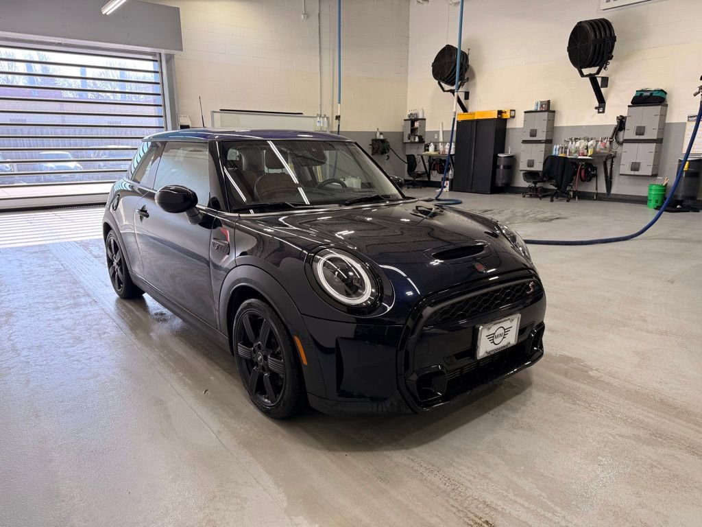 Certified 2024 MINI Cooper S image 7