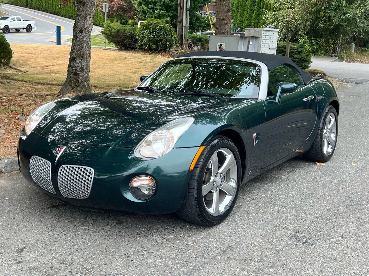 Used 2006 Pontiac Solstice Convertible w/ Premium Package