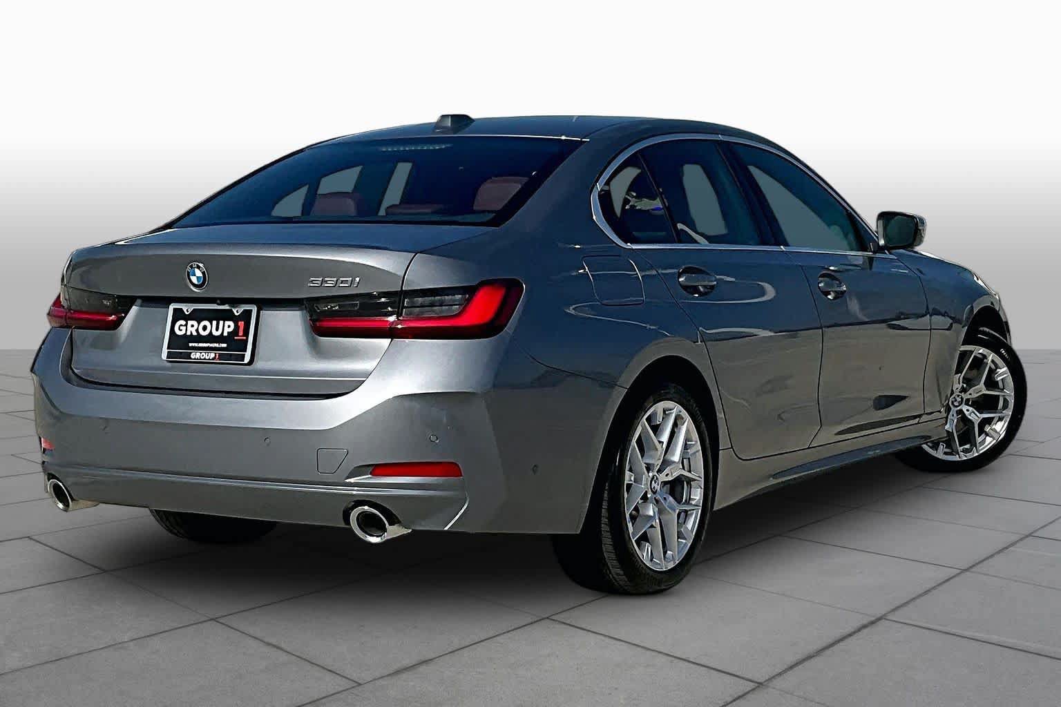 Used 2026 BMW 330i Sedan RWD image 12