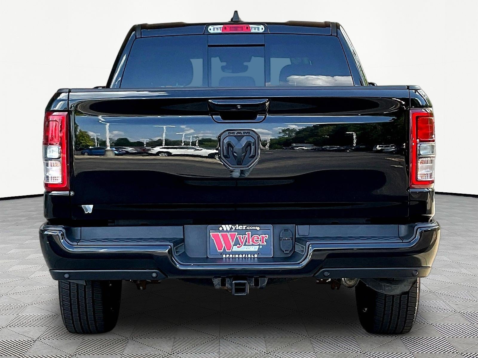 Used 2019 RAM 1500 Big Horn AWD/4WD image 5