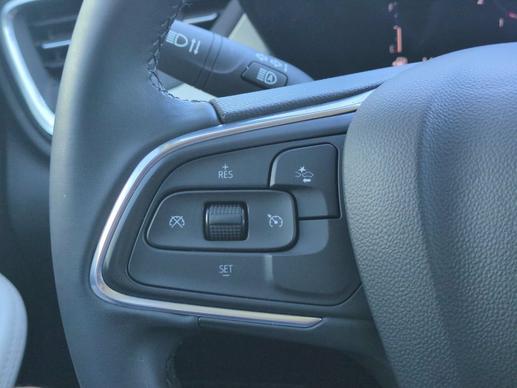 Used 2024 Buick Encore GX Sport Touring FWD image 18