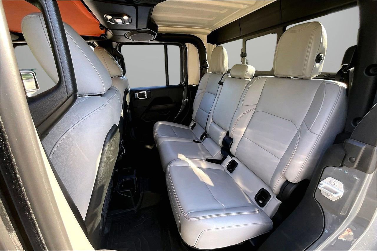 Certified 2022 Jeep Gladiator Mojave w/ LED Lighting Group AWD/4WD image 22