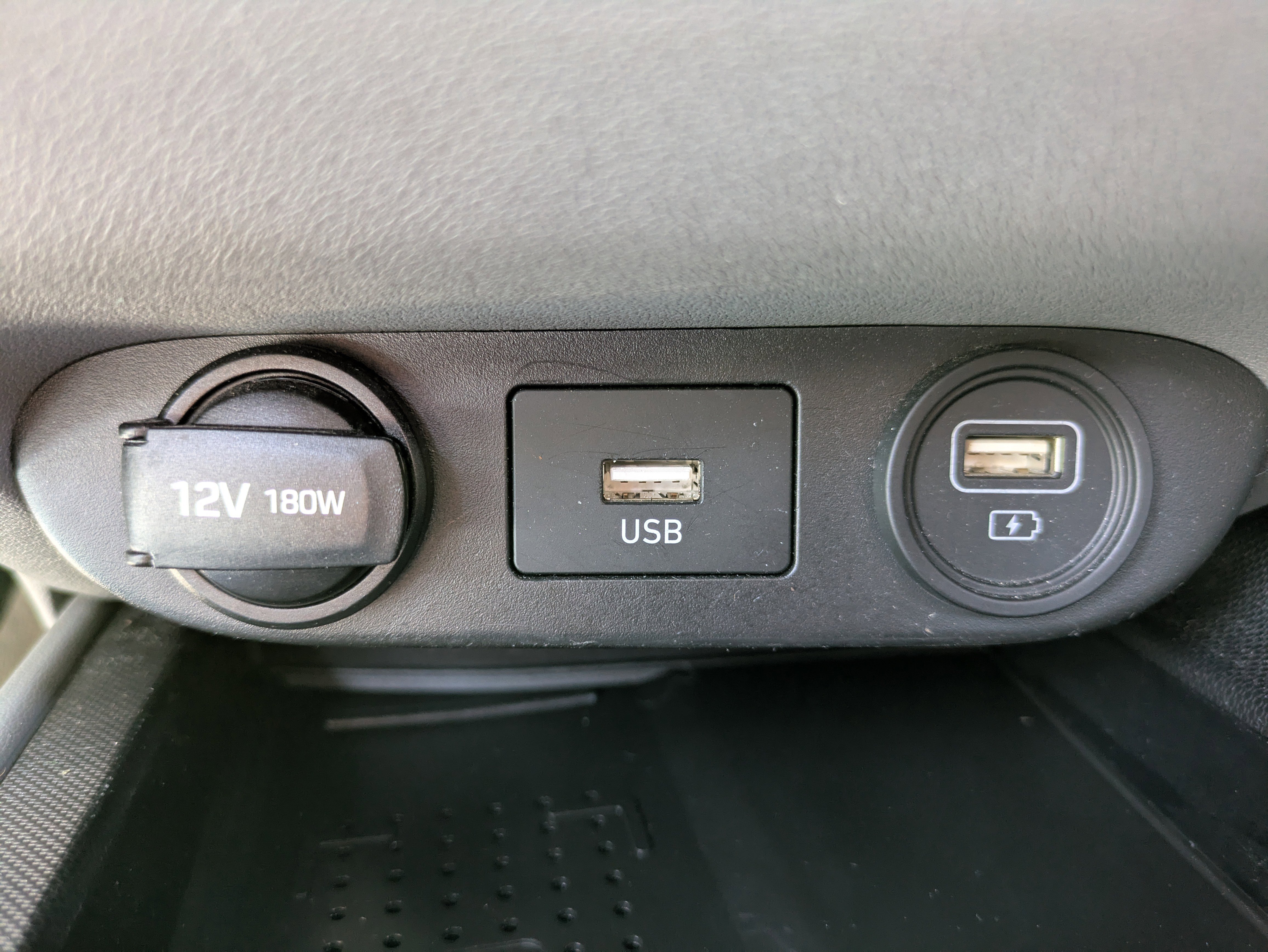 Used 2022 Hyundai Elantra SEL w/ Convenience + Premium Package image 21