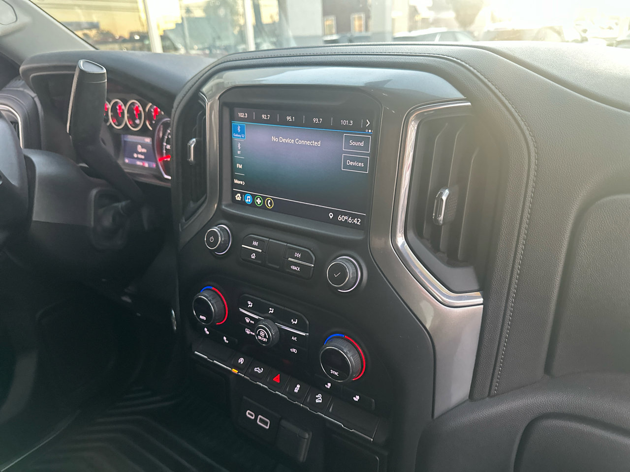 Used 2020 Chevrolet Silverado 1500 LT w/ All-Star Edition image 16