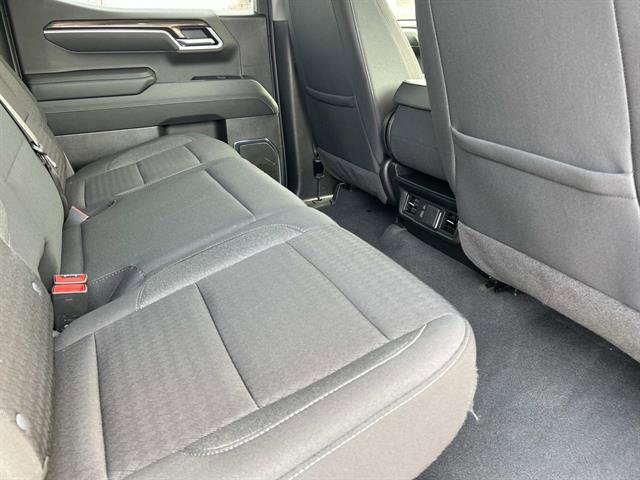 Used 2025 Chevrolet Silverado 1500 LT image 17