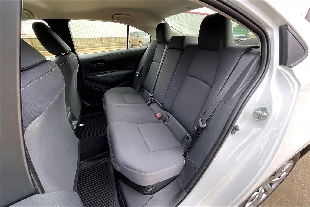 Used 2024 Toyota Corolla LE image 26