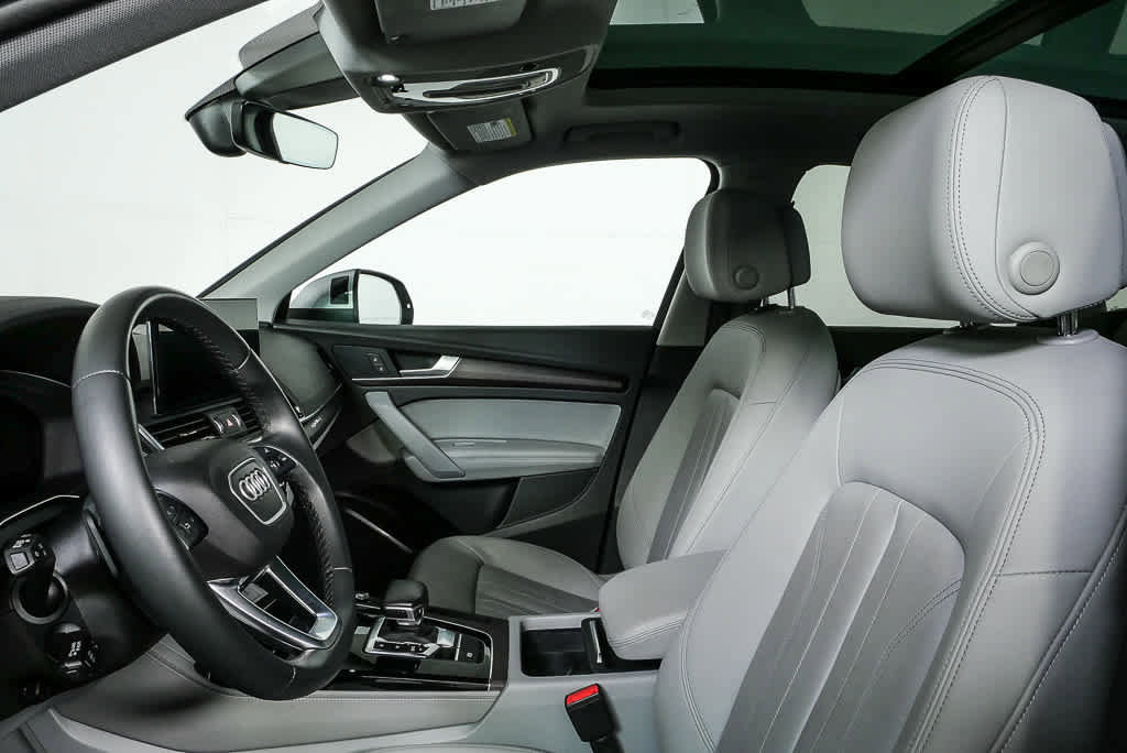 Used 2022 Audi Q5 2.0T Premium Plus w/ Premium Plus Package image 5