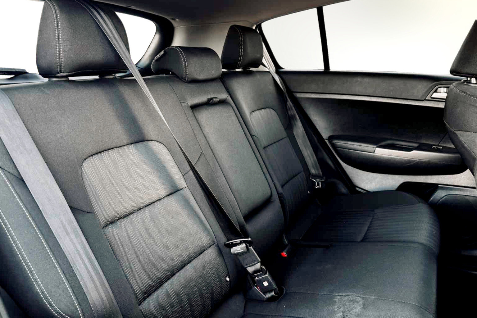 Used 2021 Kia Sportage LX image 21