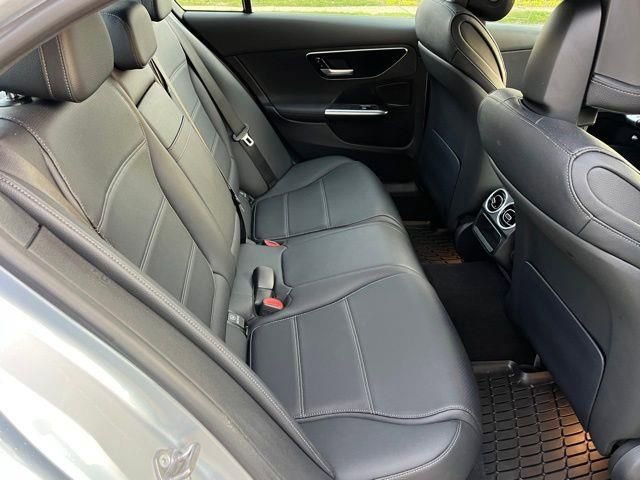 Used 2022 Mercedes-Benz C 300 4MATIC Sedan image 27