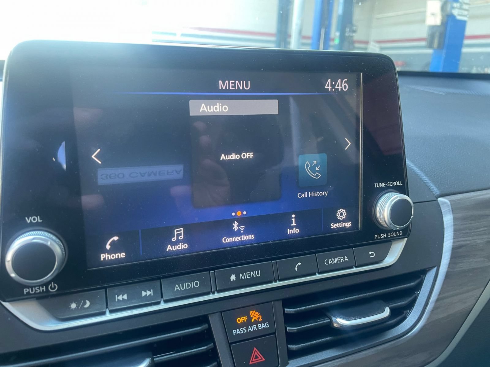 Used 2025 Nissan Altima 2.5 SV FWD image 19