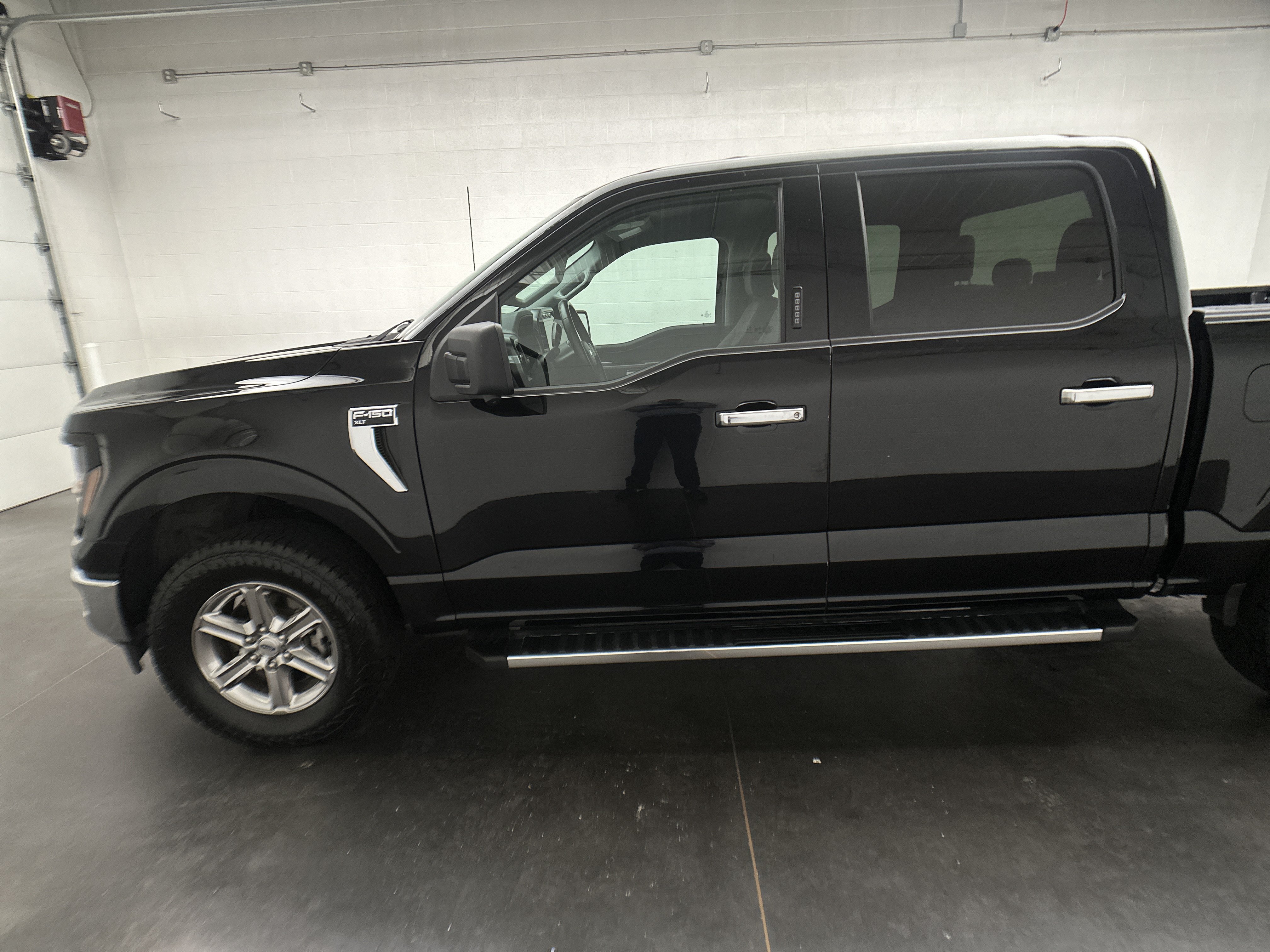 Used 2024 Ford F150 XLT AWD/4WD image 42
