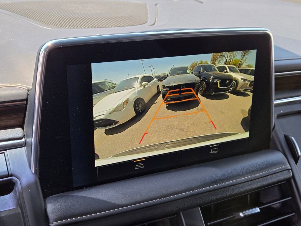 Used 2023 Chevrolet Suburban Premier RWD image 11