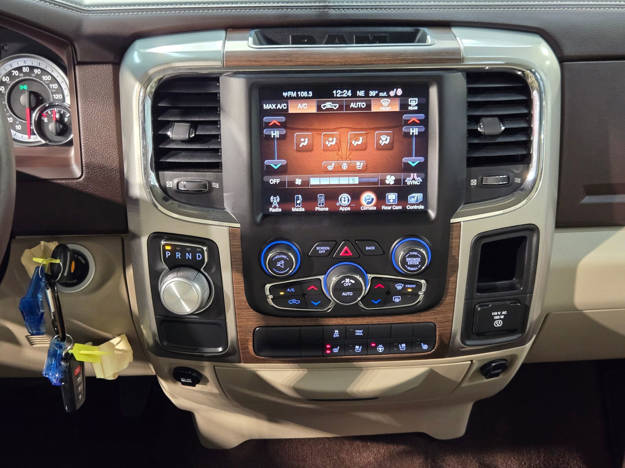 Used 2017 RAM 1500 Laramie image 15