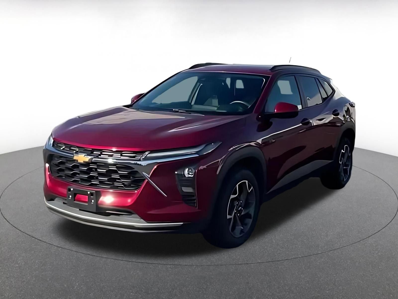 Used 2025 Chevrolet Trax LT FWD image 4