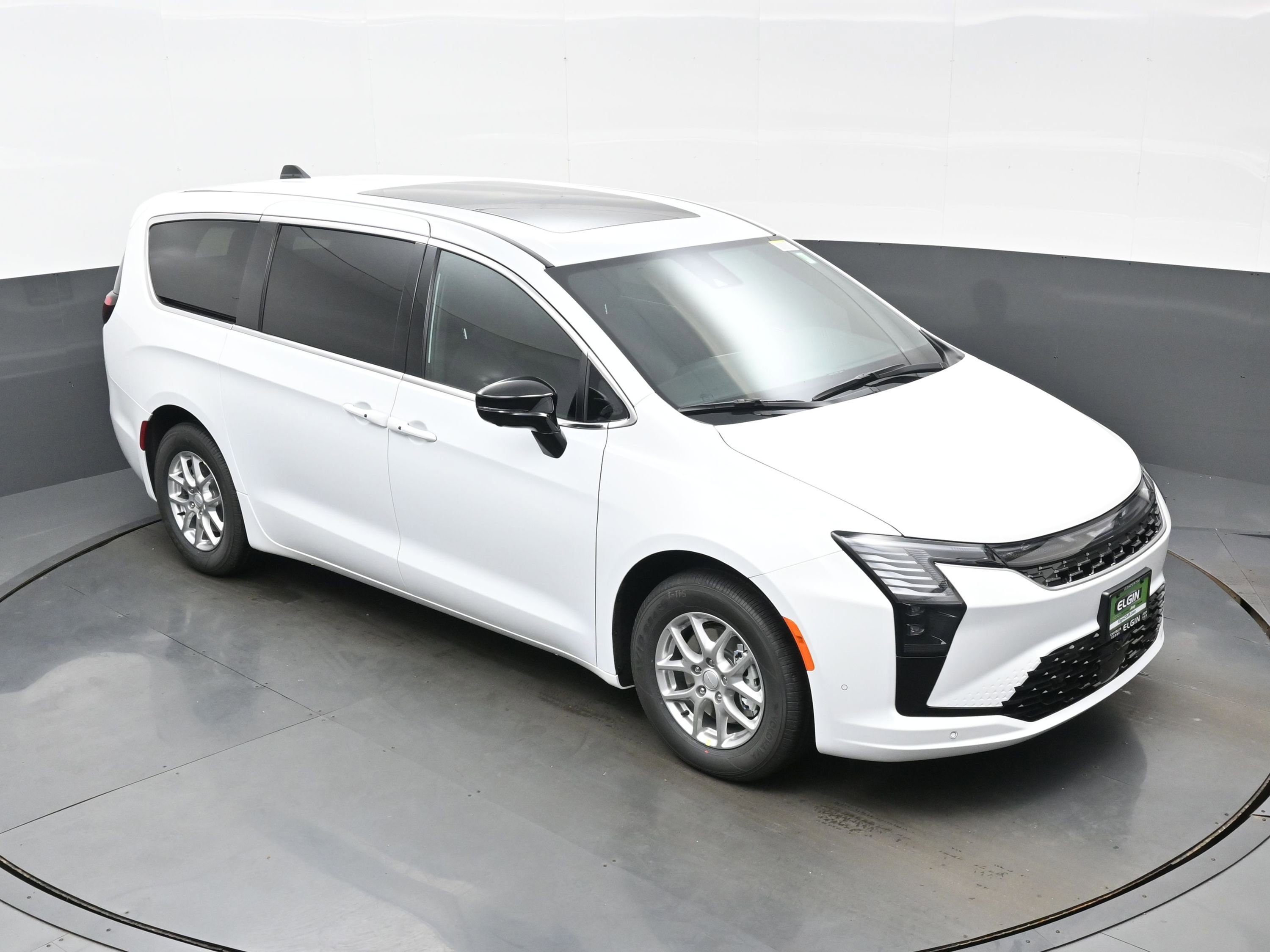 New 2027 Chrysler Pacifica Select FWD image 24