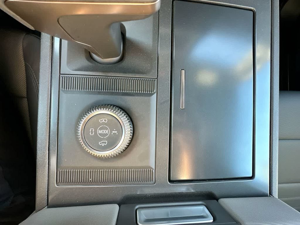 Used 2025 GMC Hummer EV 3X w/ LPO, Cargo Utility Package AWD/4WD image 36