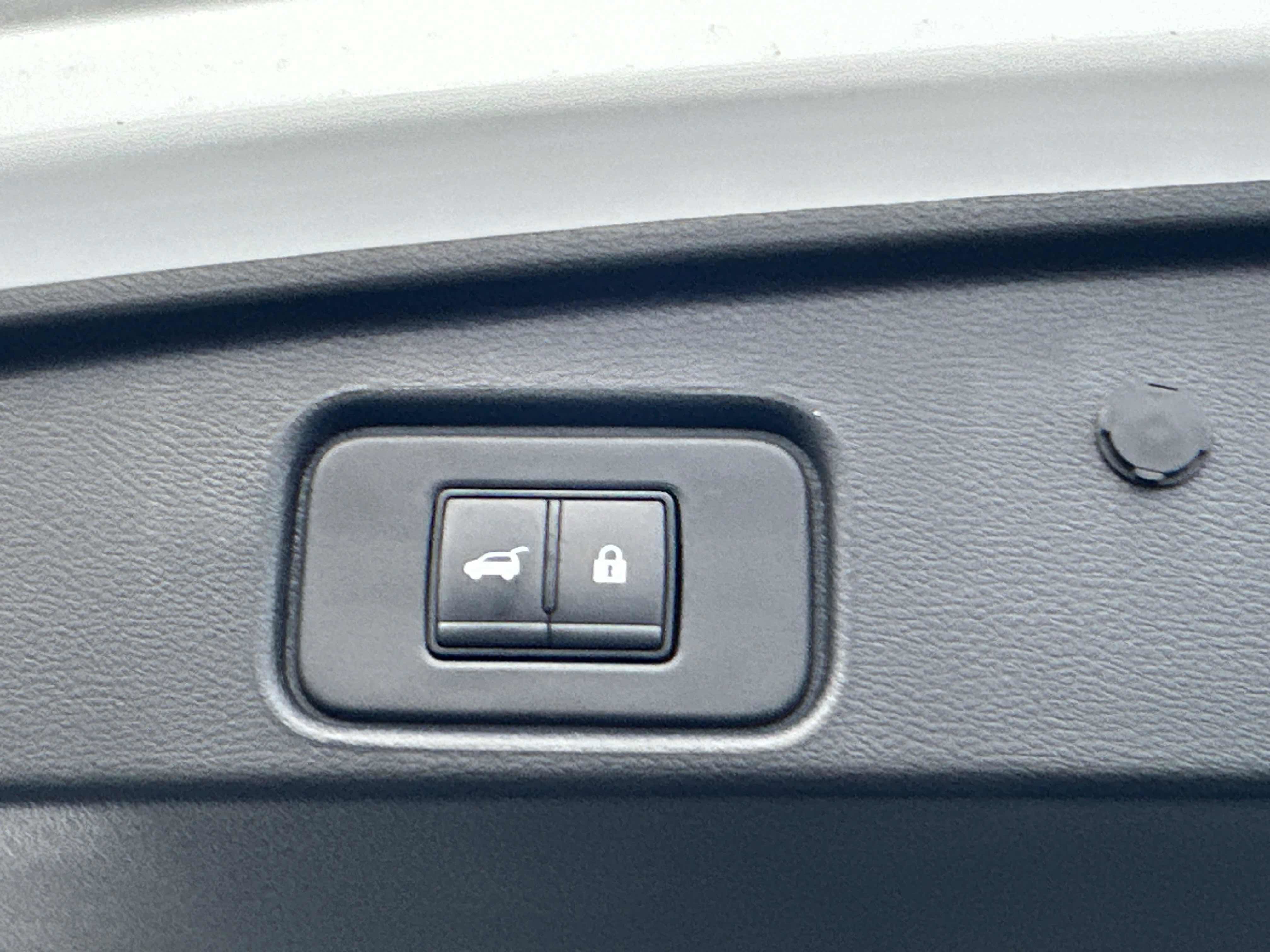 New 2026 Nissan Pathfinder SL w/ SL Premium Package image 20