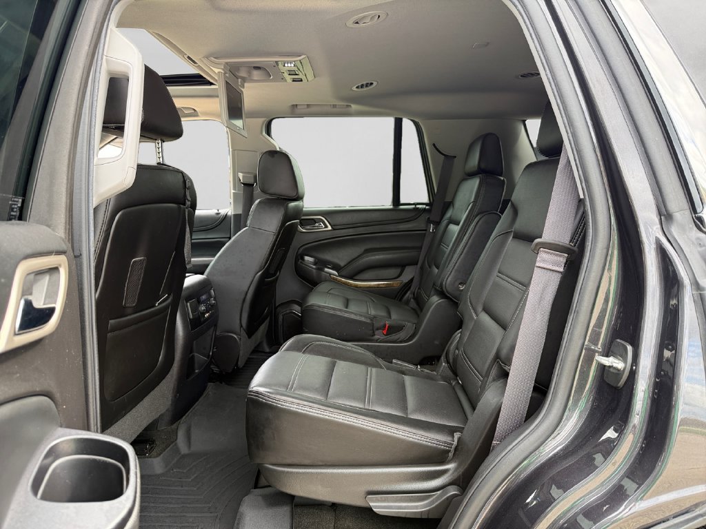 Used 2016 GMC Yukon Denali w/ Open Road Package AWD/4WD image 38