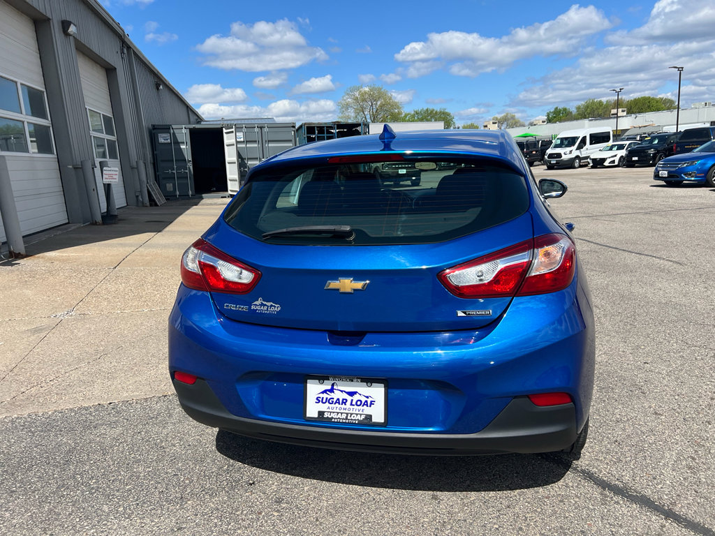 Used 2018 Chevrolet Cruze Premier FWD image 5