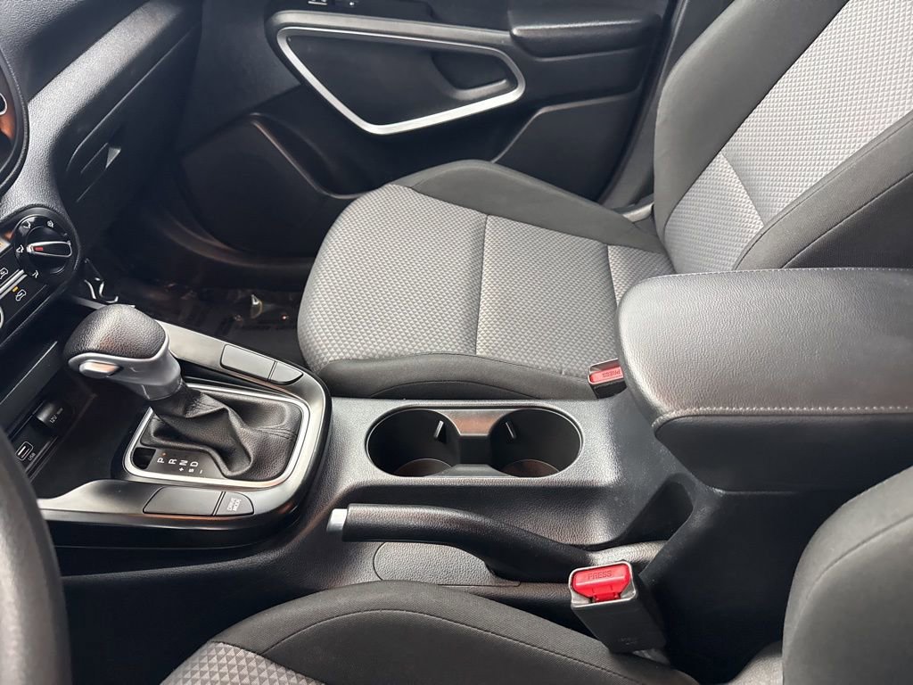Used 2022 Kia Soul LX FWD image 15