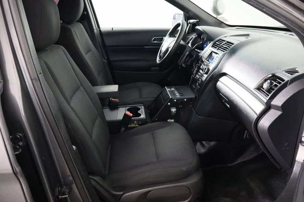 Used 2016 Ford Explorer 4WD Police Interceptor image 14