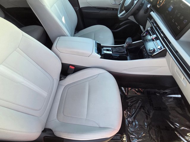 Used 2025 Hyundai Tucson SEL FWD image 19